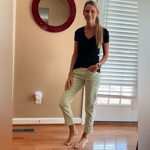 ❌ SALE ❌ Anthropologie’s Pilcro and The Letterpress Cropped jeans